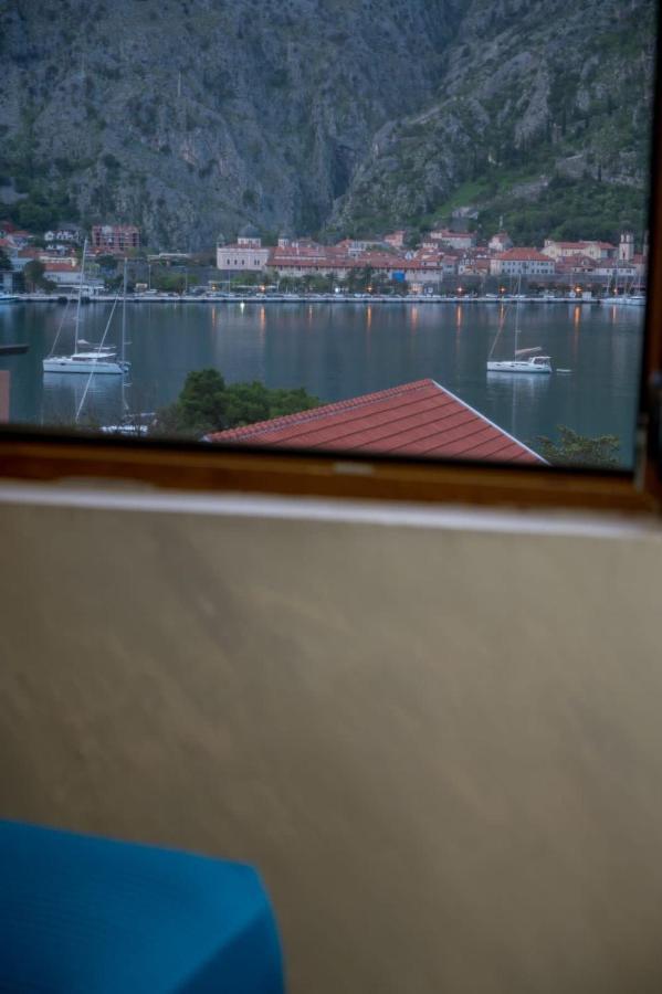 Villa Sun Castle โกตอร์ ภายนอก รูปภาพ
