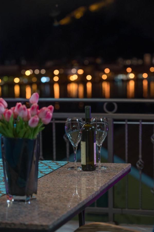 Villa Sun Castle โกตอร์ ภายนอก รูปภาพ